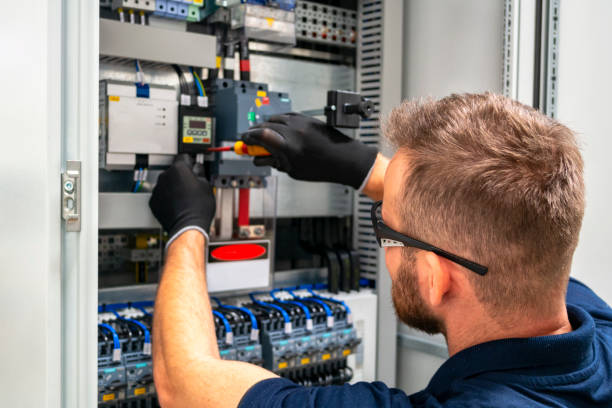 Best Local Electrician Companies  in Appomattox, VA